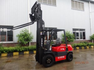 Niuliforklift with Isuzu C240 Engine